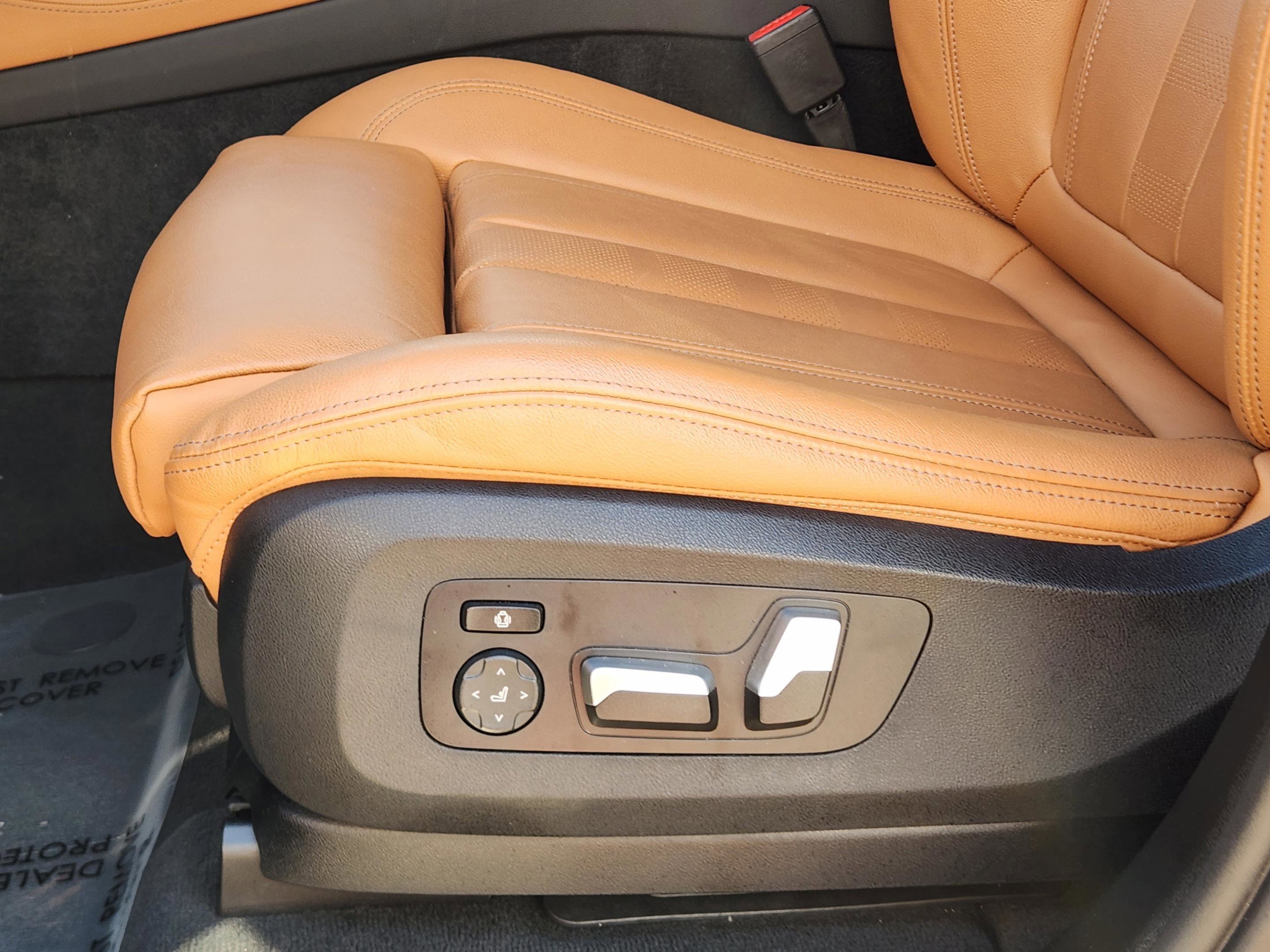 Used 2022 BMW X5 xDrive40i w/ M Sport Package AWD/4WD image 21