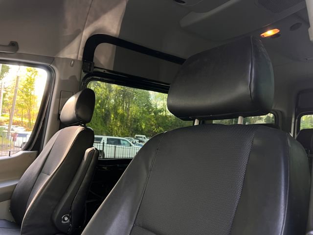 Used 2018 Mercedes-Benz Sprinter 2500 image 13