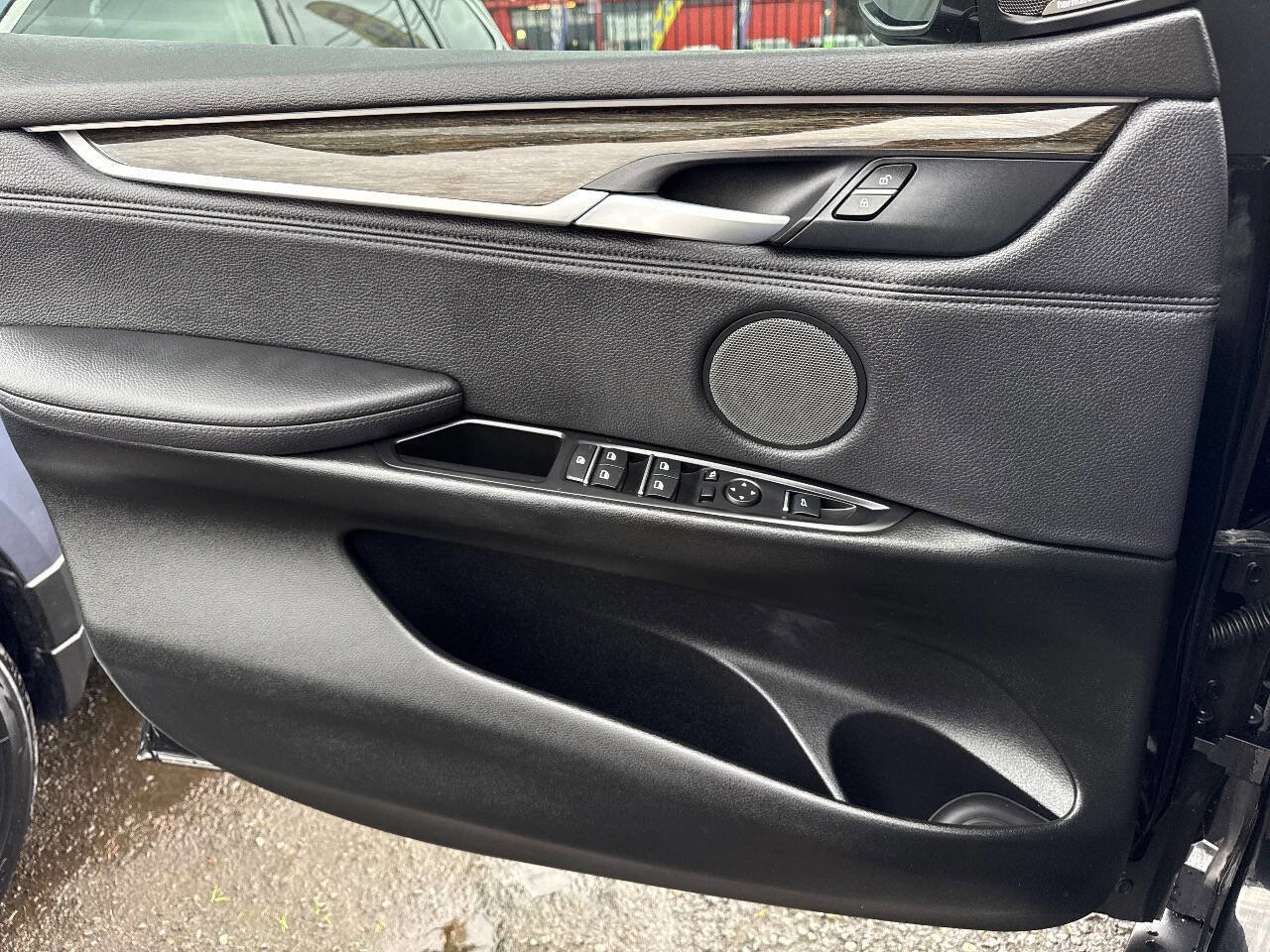 Used 2016 BMW X5 xDrive40e image 29