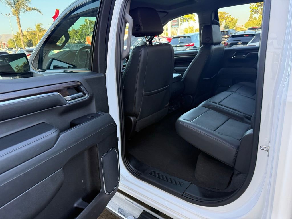 Used 2024 GMC Sierra 1500 SLT image 30