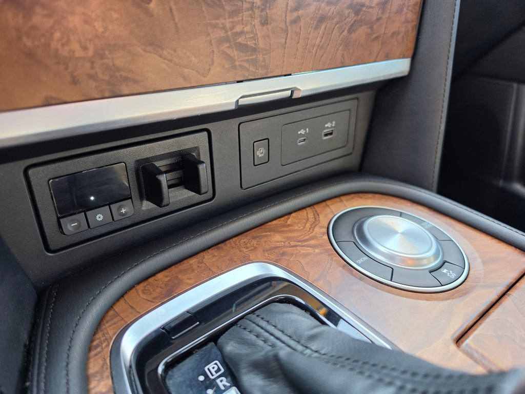 Used 2023 Nissan Armada SL w/ Cargo Package RWD image 56