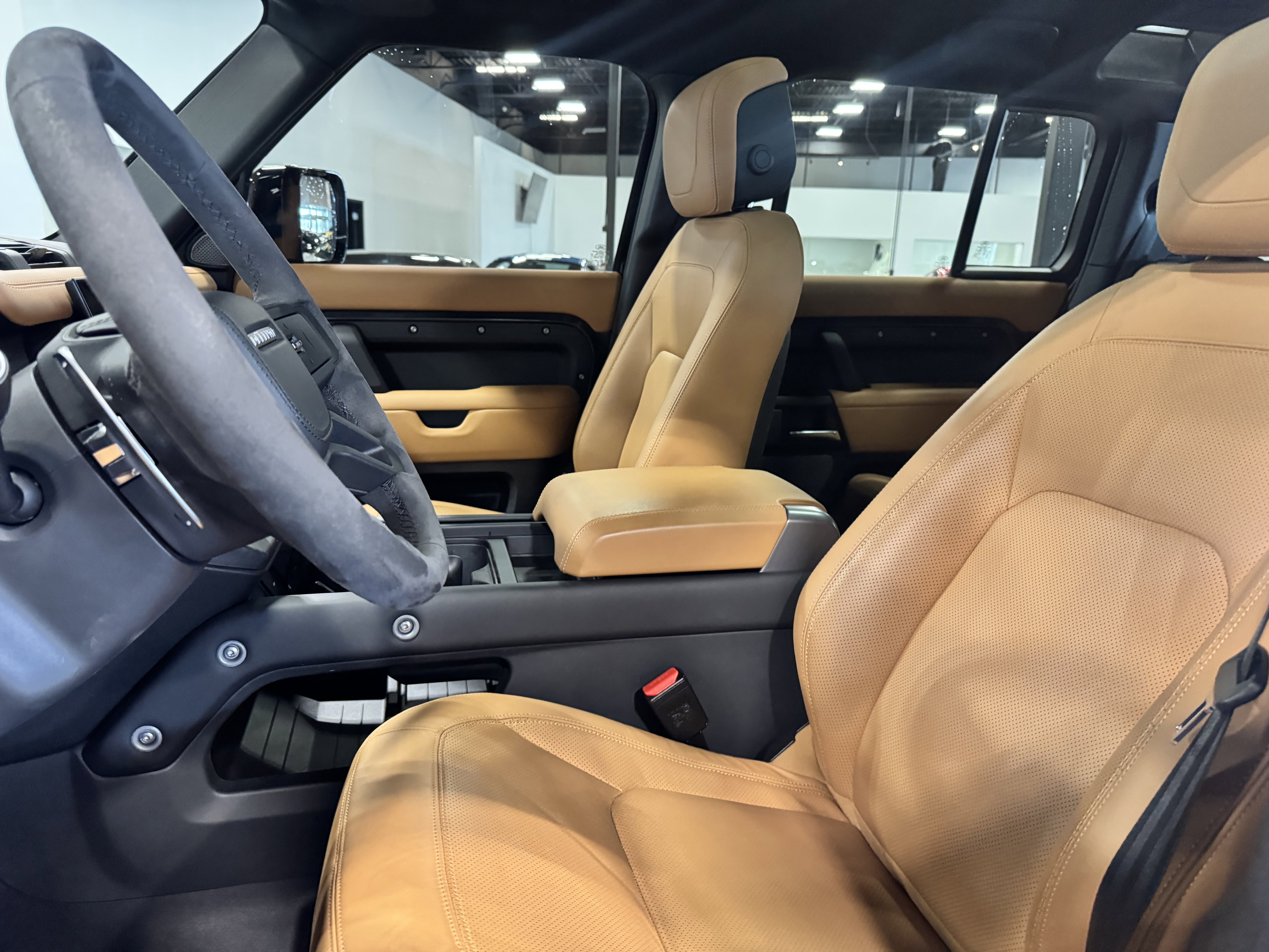 Used 2023 Land Rover Defender 110 Carpathian Edition image 9