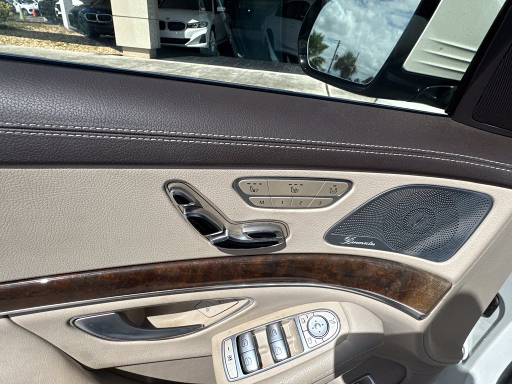 Used 2014 Mercedes-Benz S 550 Sedan image 17