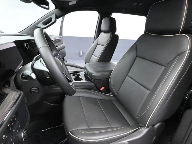 Used 2025 Chevrolet Tahoe Premier AWD/4WD image 28