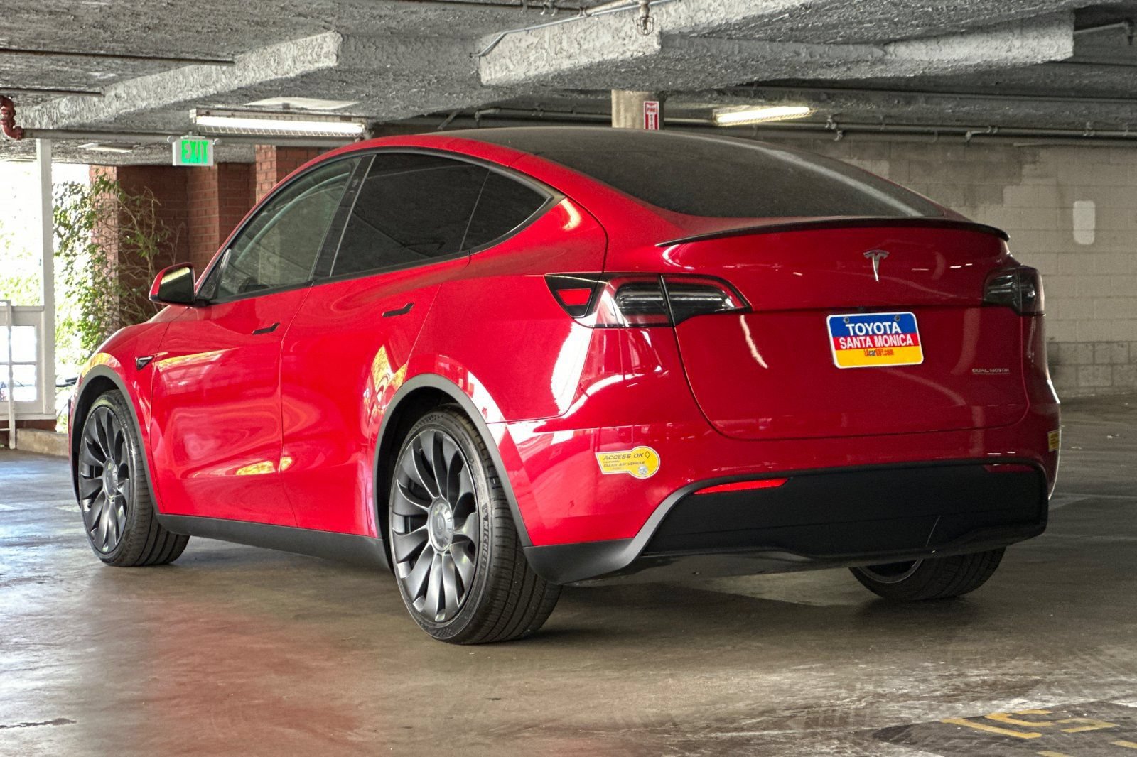 Used 2022 Tesla Model Y Performance AWD/4WD image 6