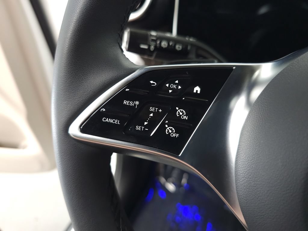 Certified 2026 Mercedes-Benz GLC 300 4MATIC image 10
