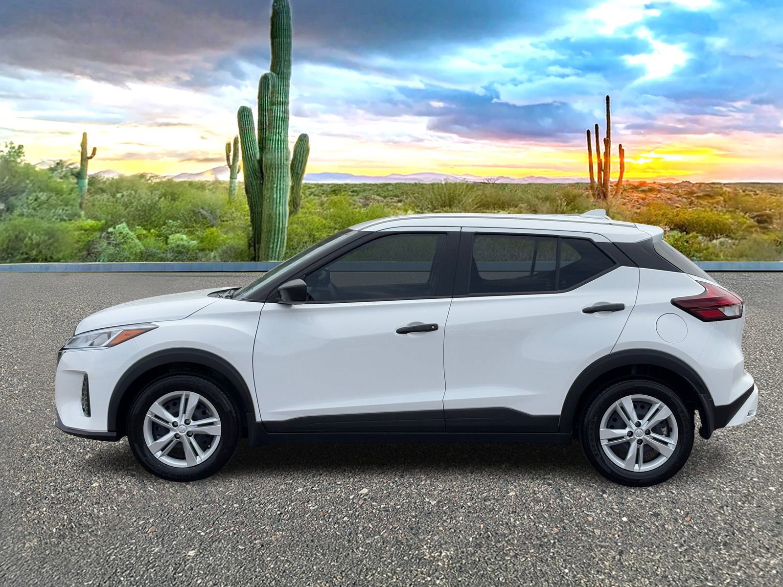 Certified 2025 Nissan Kicks Play S image 3