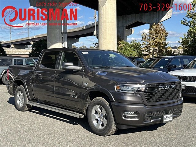 New 2026 RAM 1500 4x4 Crew Cab video 1