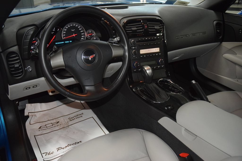Used 2008 Chevrolet Corvette Coupe w/ Preferred Equipment Group RWD image 29