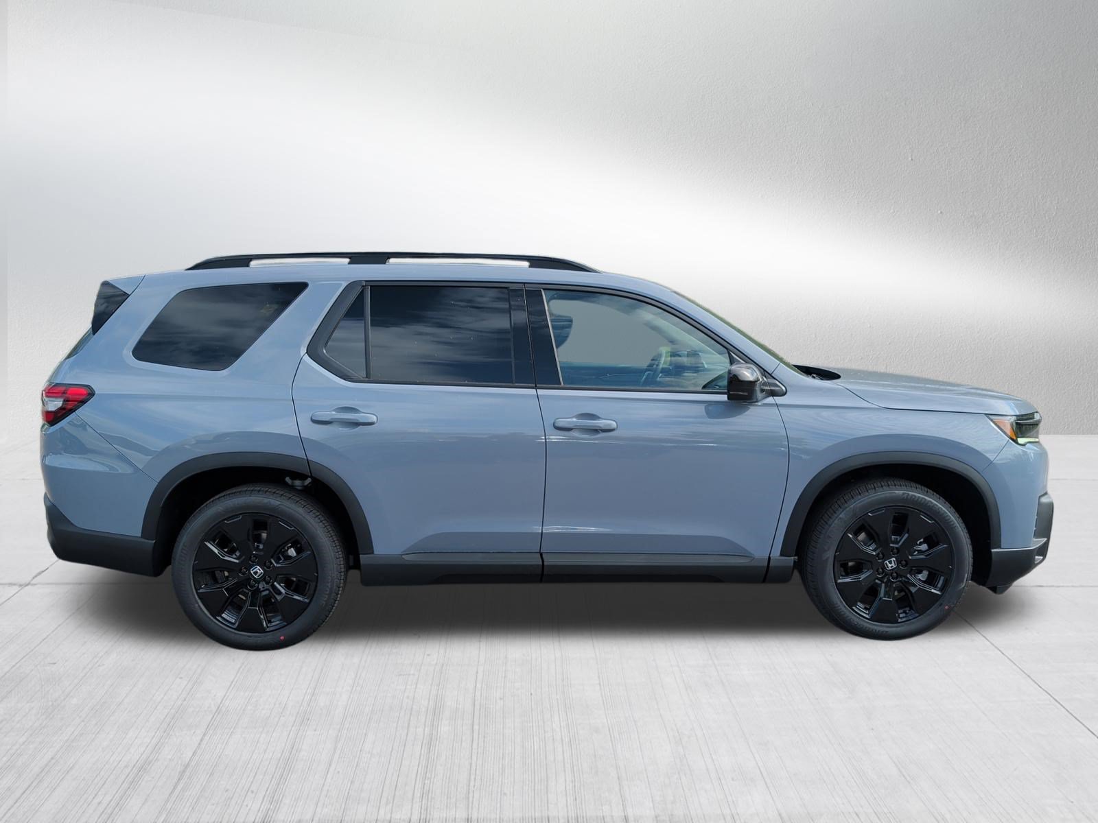 New 2026 Honda Pilot Black Edition image 8