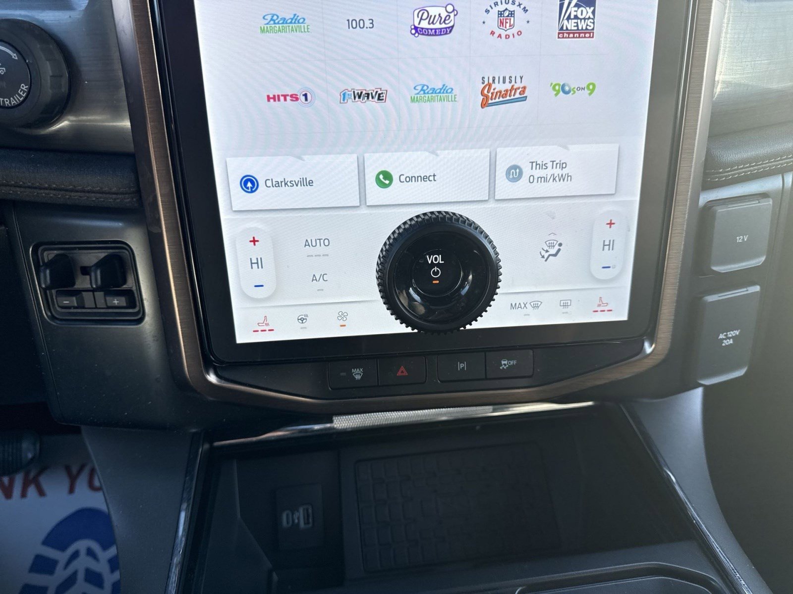 Used 2023 Ford F150 Lightning Lariat w/ Equipment Group 511A High image 19