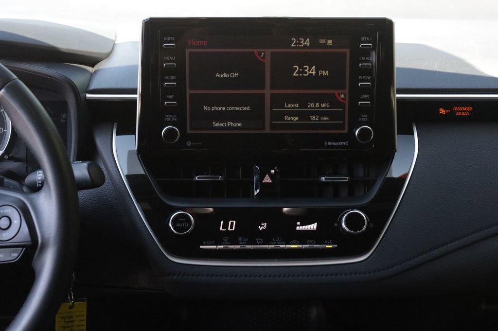 Used 2021 Toyota Corolla SE image 8