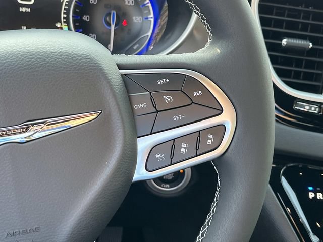 New 2026 Chrysler Voyager LX FWD image 23
