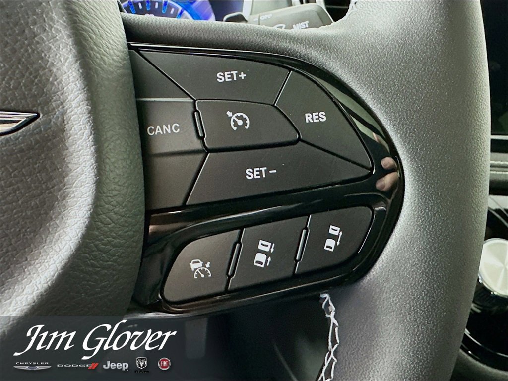 New 2026 Chrysler Pacifica Limited w/ S Appearance Package image 30