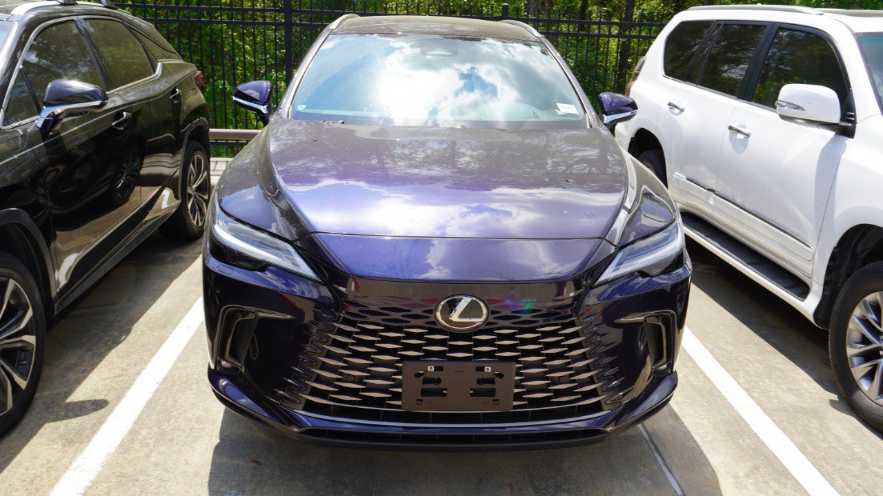 Certified 2023 Lexus RX 350 w/ Accessory Package (2T) image 3