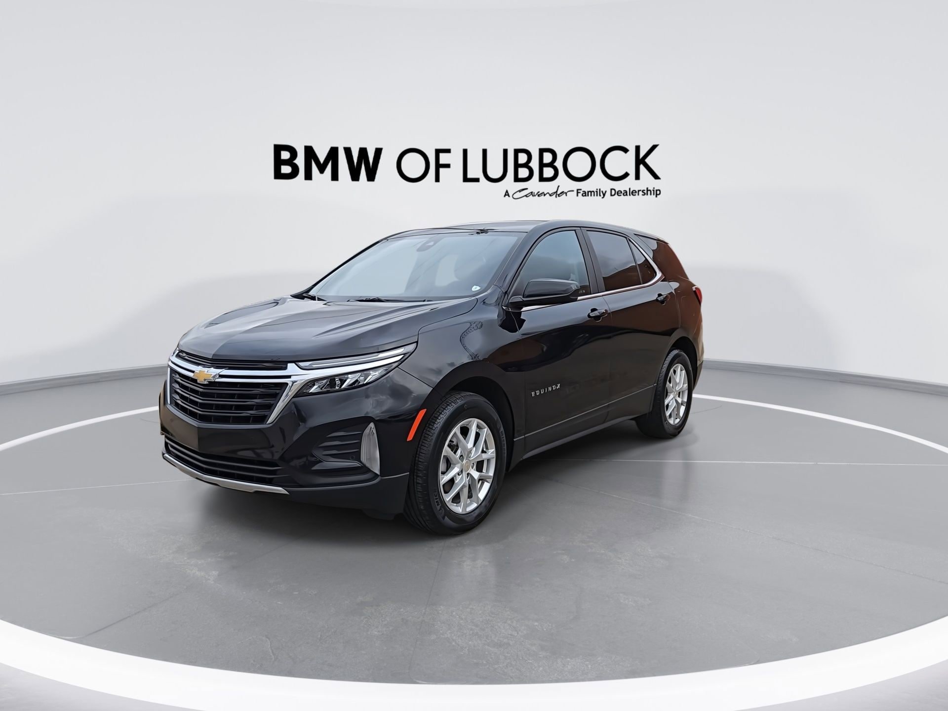 Used 2024 Chevrolet Equinox LT w/ LPO, Floor Liner Package FWD image 3