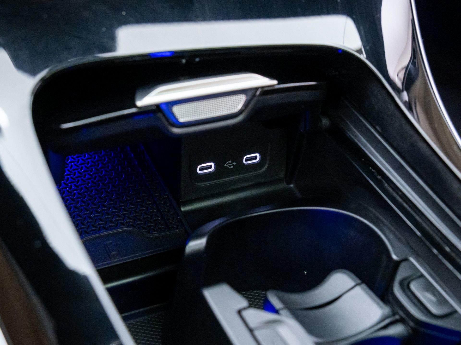 New 2026 Mercedes-Benz C 300 4MATIC Sedan image 28