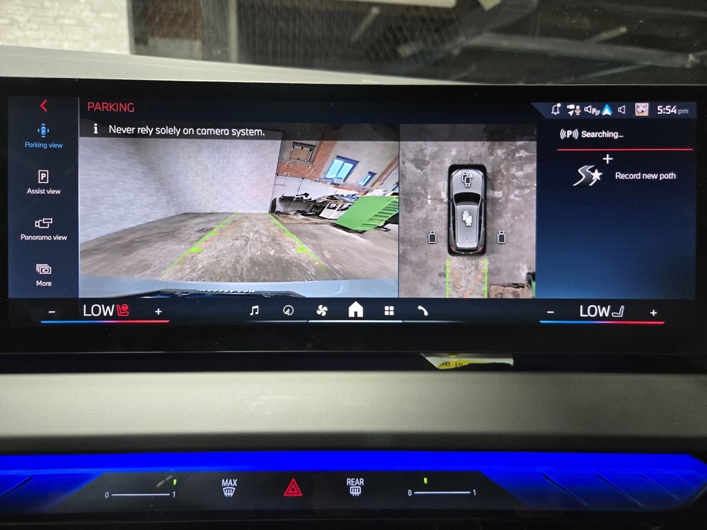 Used 2025 BMW X3 M50 w/ Premium Package image 27