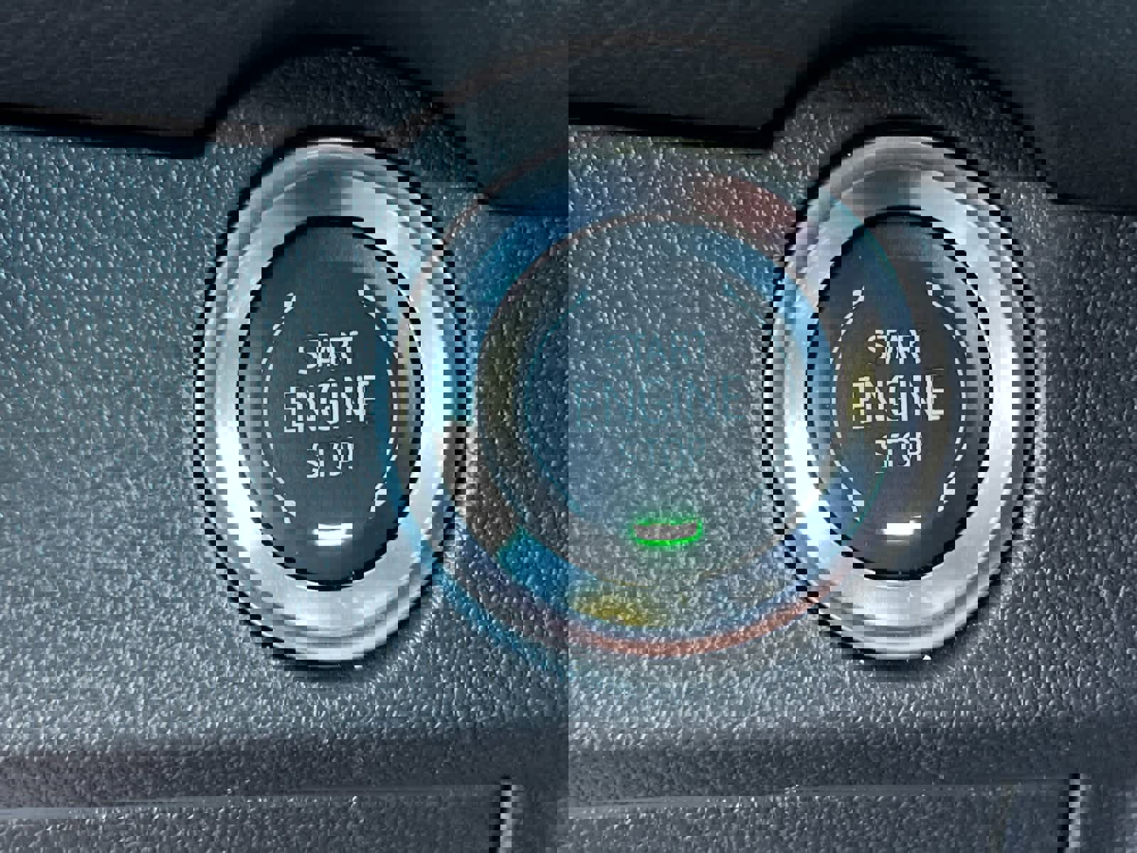 Certified 2025 Chevrolet Traverse LT image 24