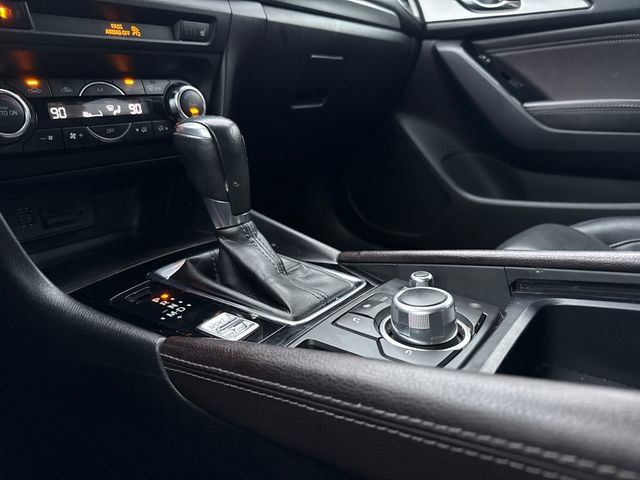 Used 2017 MAZDA MAZDA3 Touring image 25