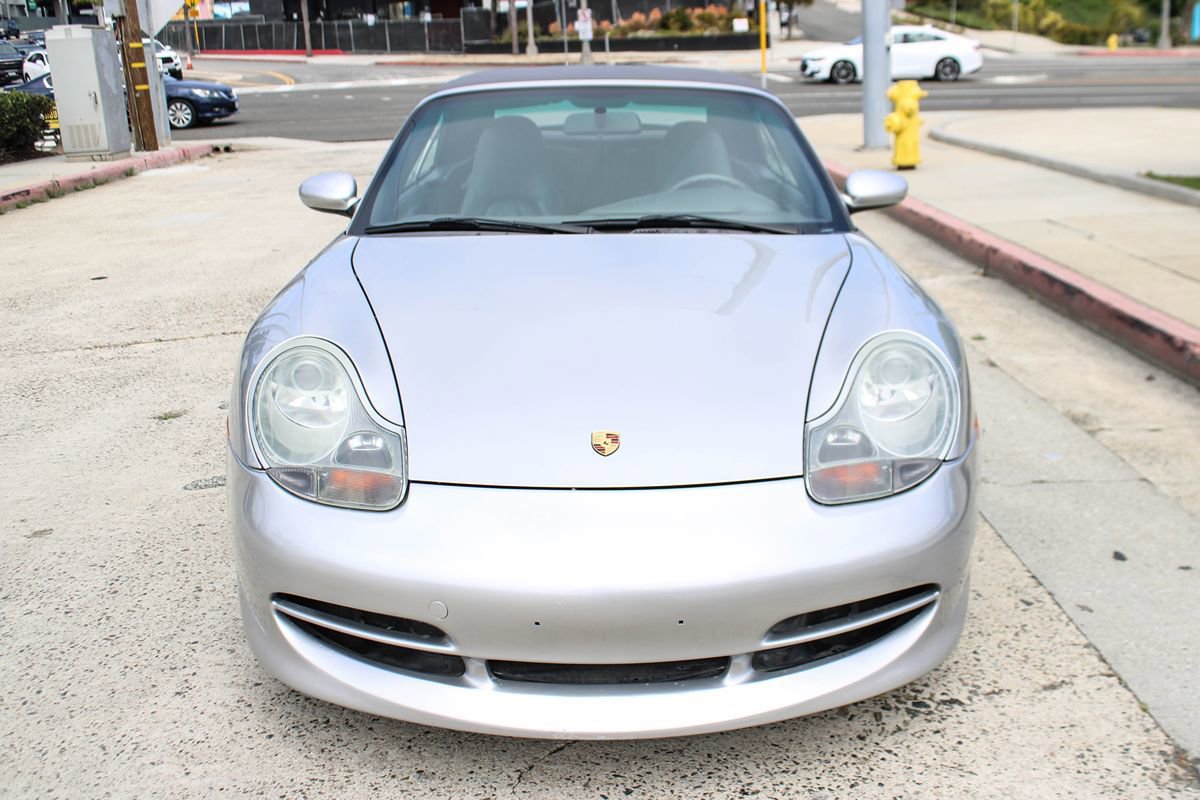 Used 2000 Porsche 911 Carrera 4 AWD/4WD image 37