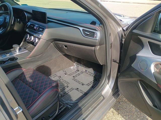 Used 2023 Genesis G70 3.3T w/ Sport Prestige Package image 14