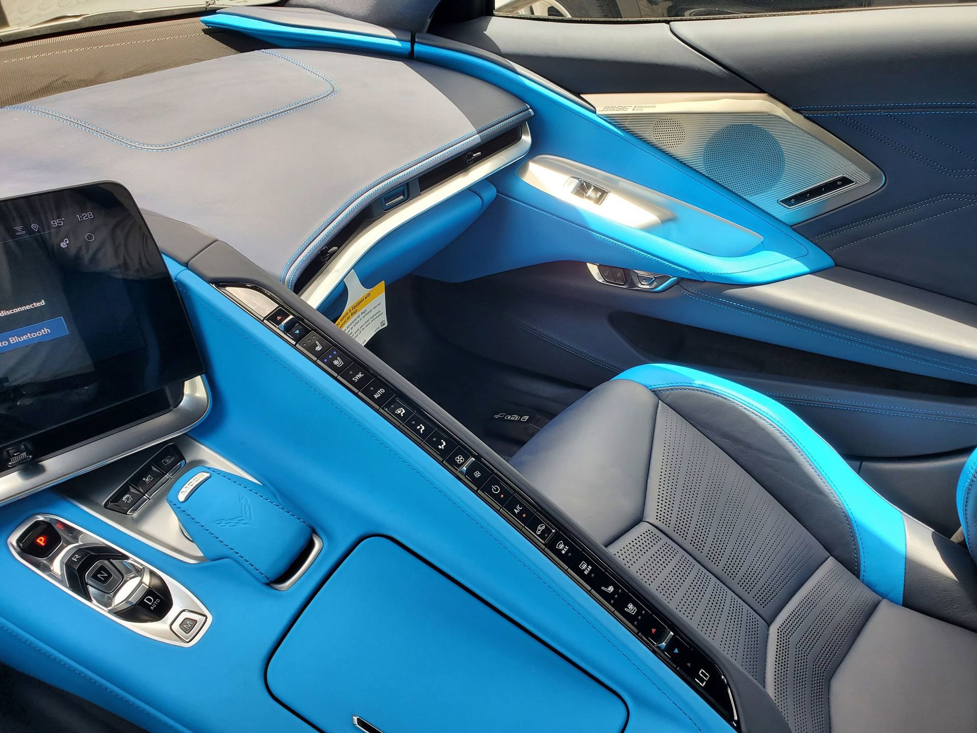 Used 2024 Chevrolet Corvette Z06 w/ Z07 Performance Package RWD image 18