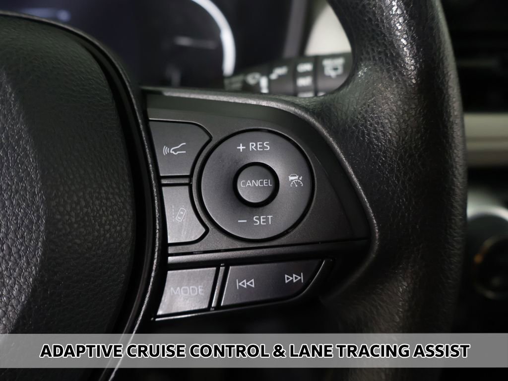 Used 2024 Toyota RAV4 XLE image 3