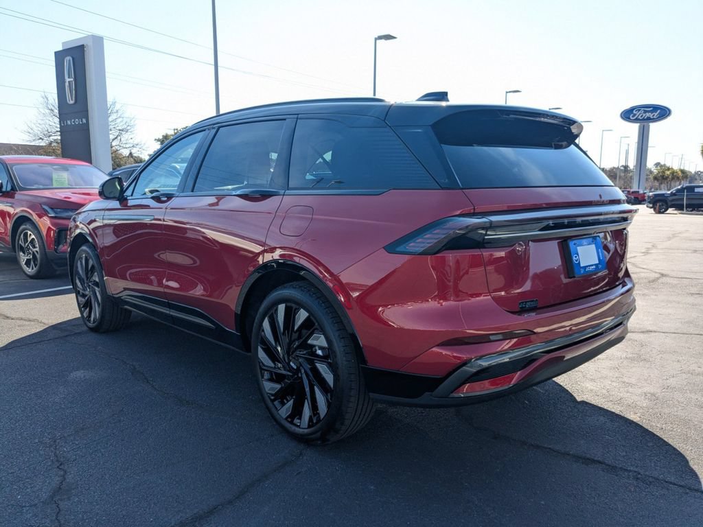 New 2026 Lincoln Nautilus Reserve w/ Jet Appearance Package AWD/4WD image 6