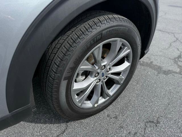 Certified 2022 Ford Explorer XLT w/ Equipment Group 202A image 11