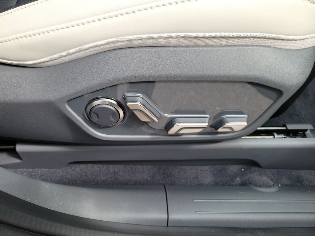 New 2026 Kia EV9 GT-Line AWD/4WD image 9