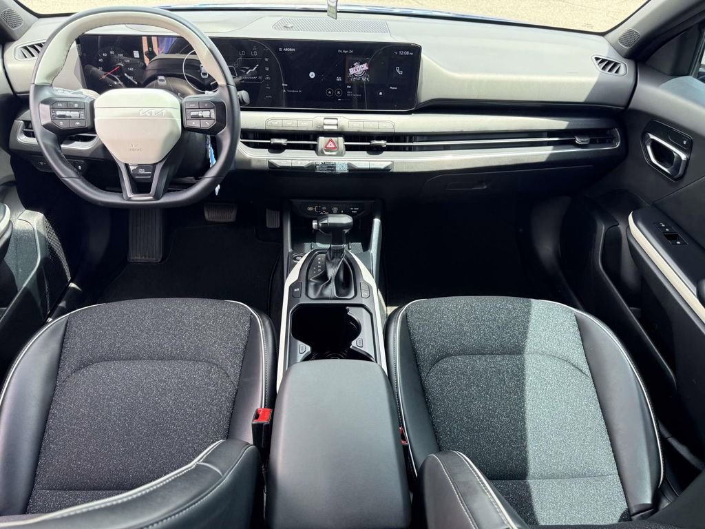 Used 2025 Kia K4 GT-Line FWD image 24