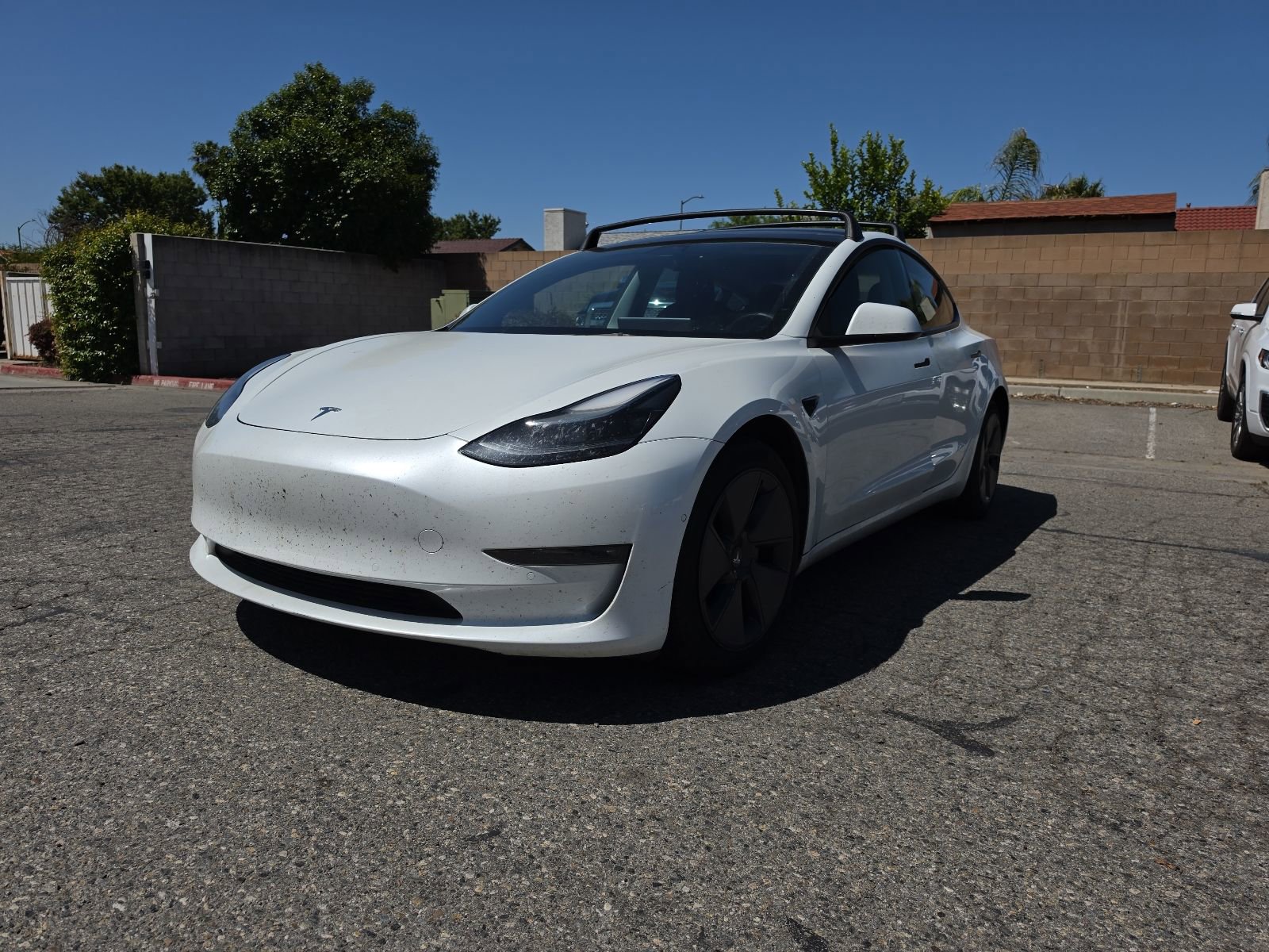 Used 2022 Tesla Model 3 Long Range AWD/4WD image 1