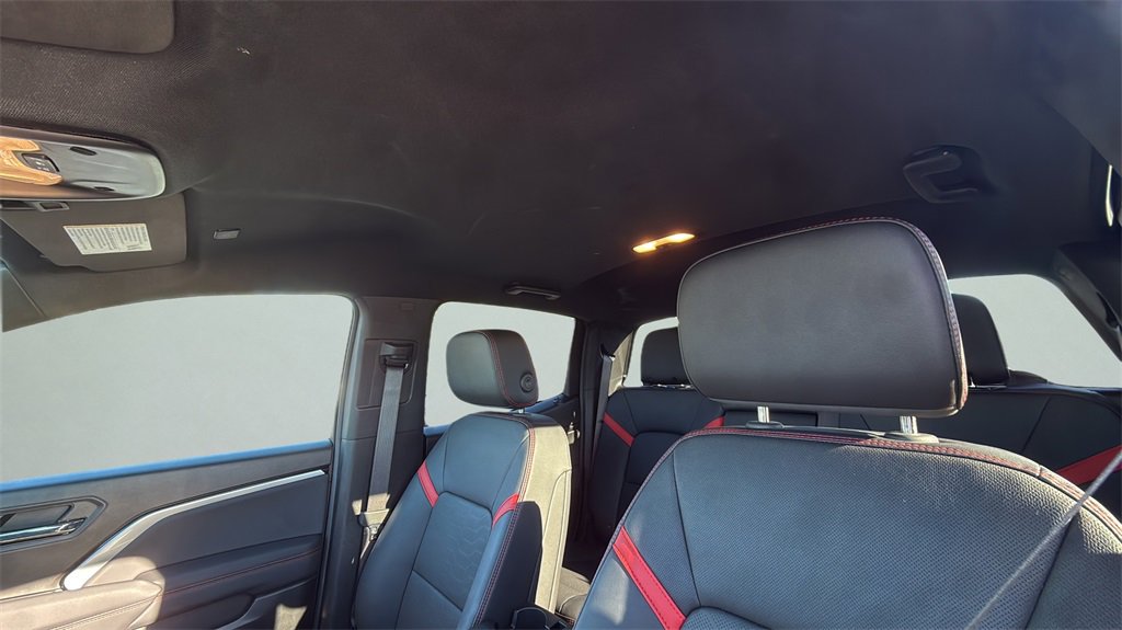 Used 2026 Chevrolet Colorado Z71 w/ Technology Package image 10