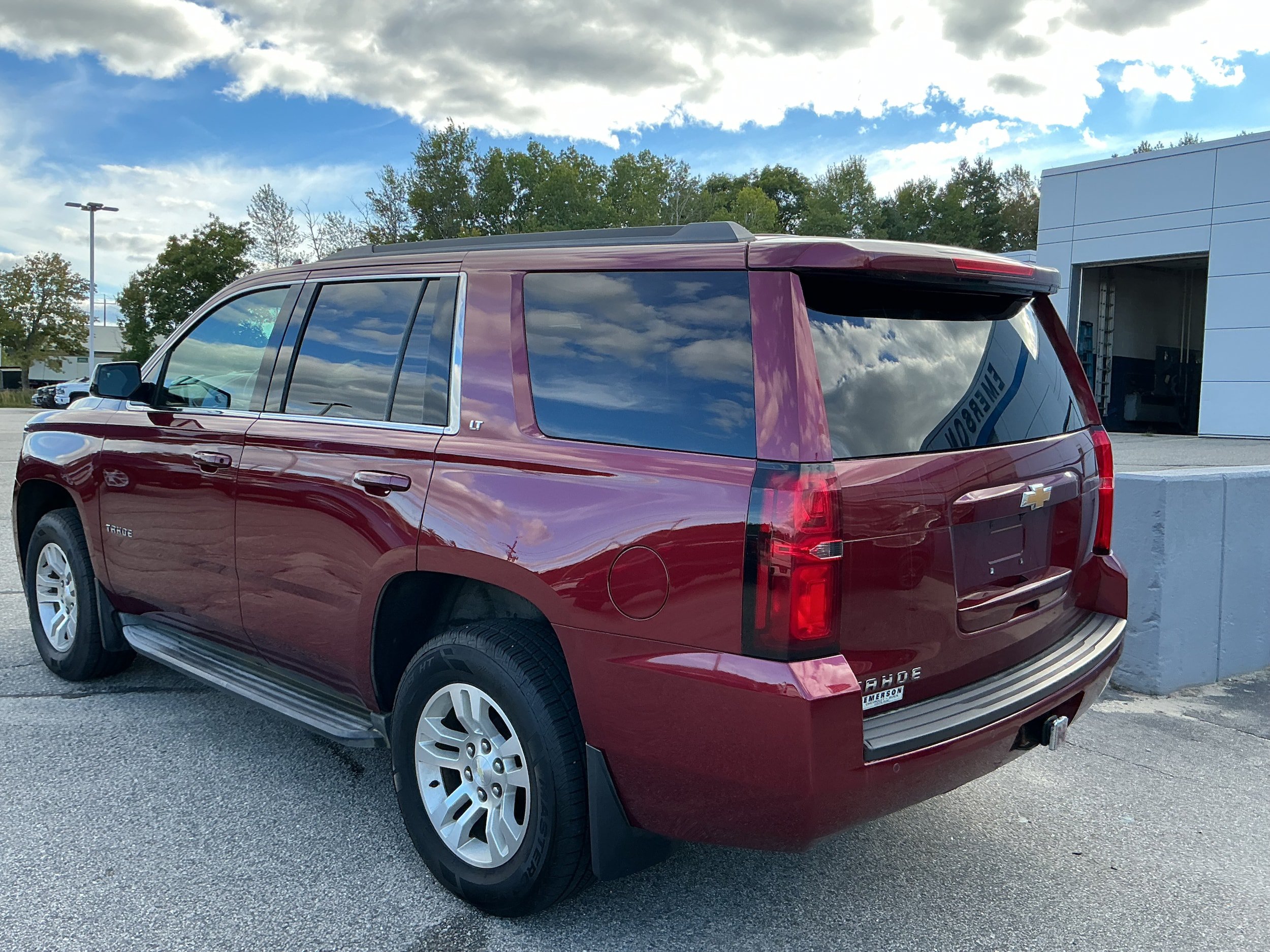 Certified 2017 Chevrolet Tahoe LT w/ Max Trailering Package AWD/4WD image 5