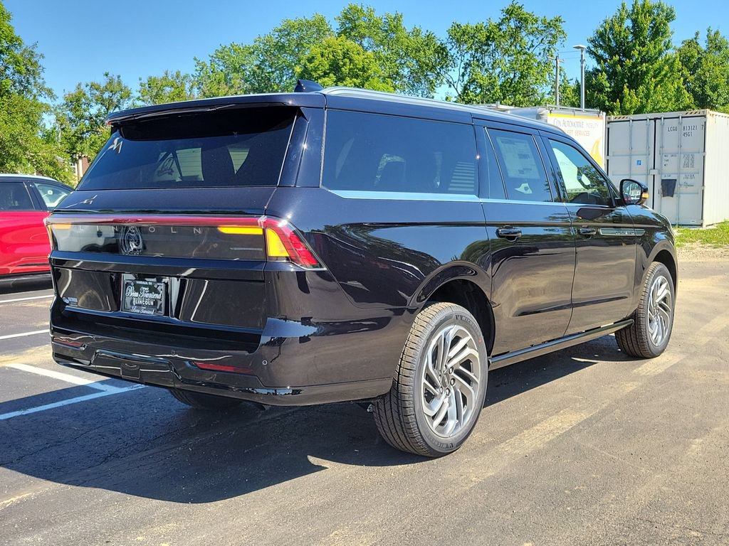 New 2026 Lincoln Navigator L Reserve AWD/4WD image 4