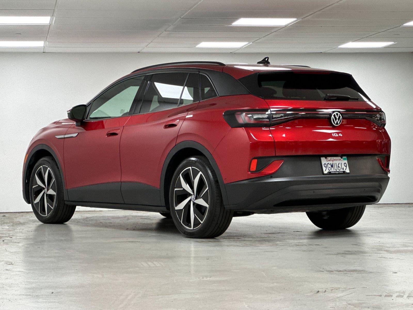 Used 2023 Volkswagen ID.4 S RWD image 3