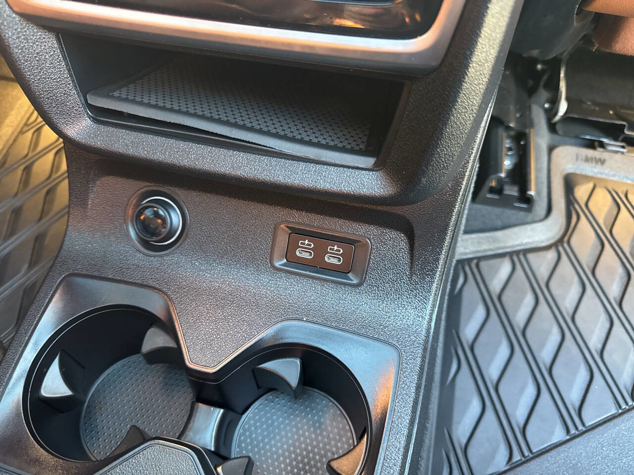 Used 2024 BMW X7 M60i w/ Executive Package image 36