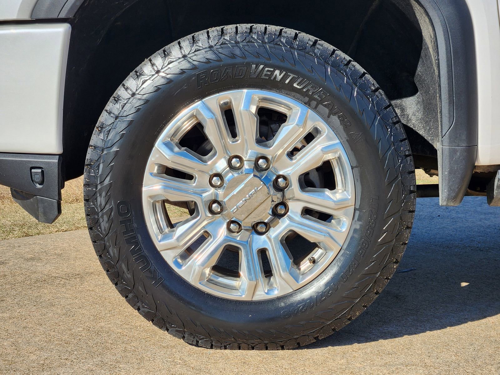 Used 2023 GMC Sierra 2500 Denali w/ Denali Ultimate Package image 14