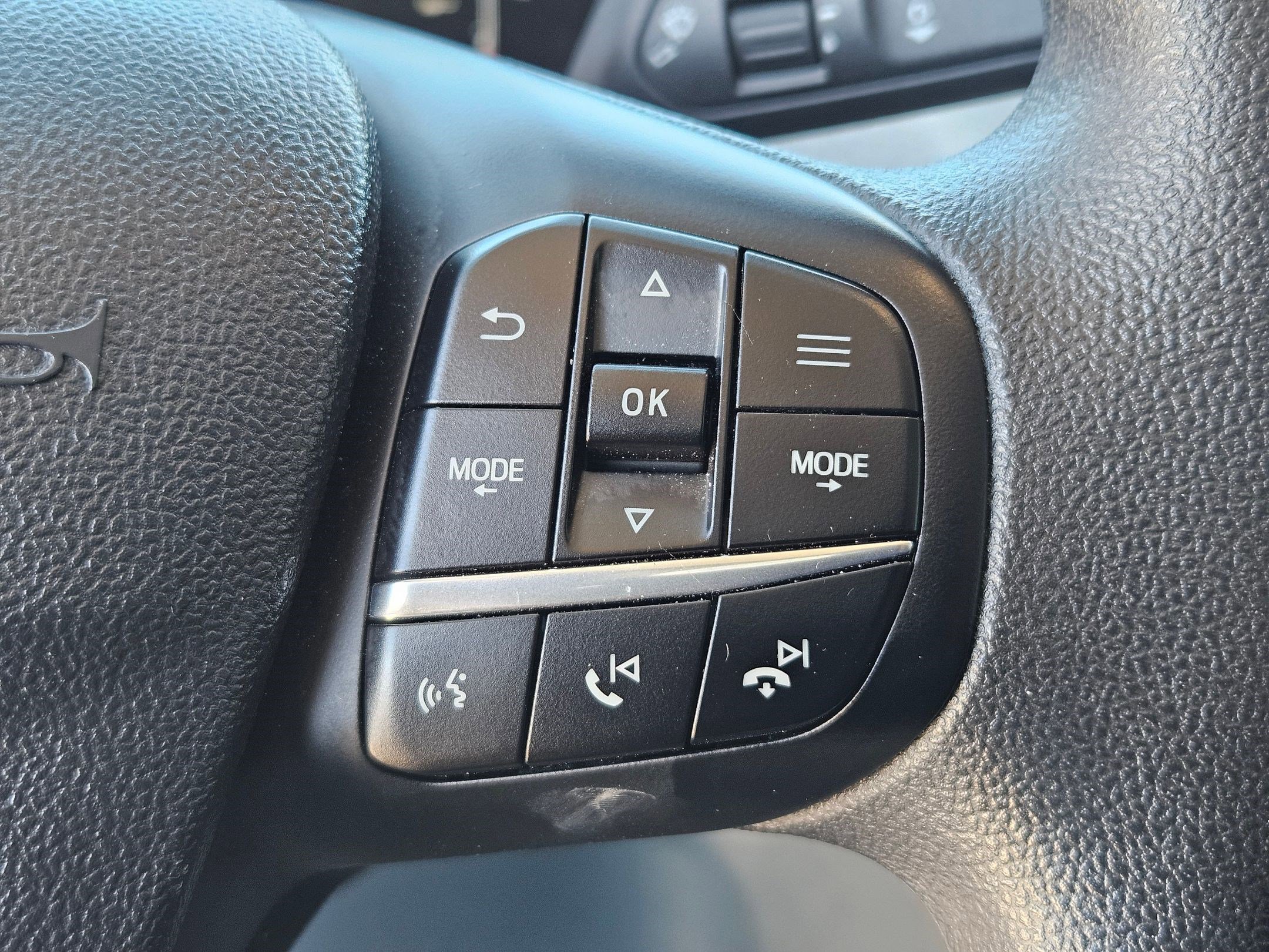 Used 2025 Ford Maverick XLT image 18