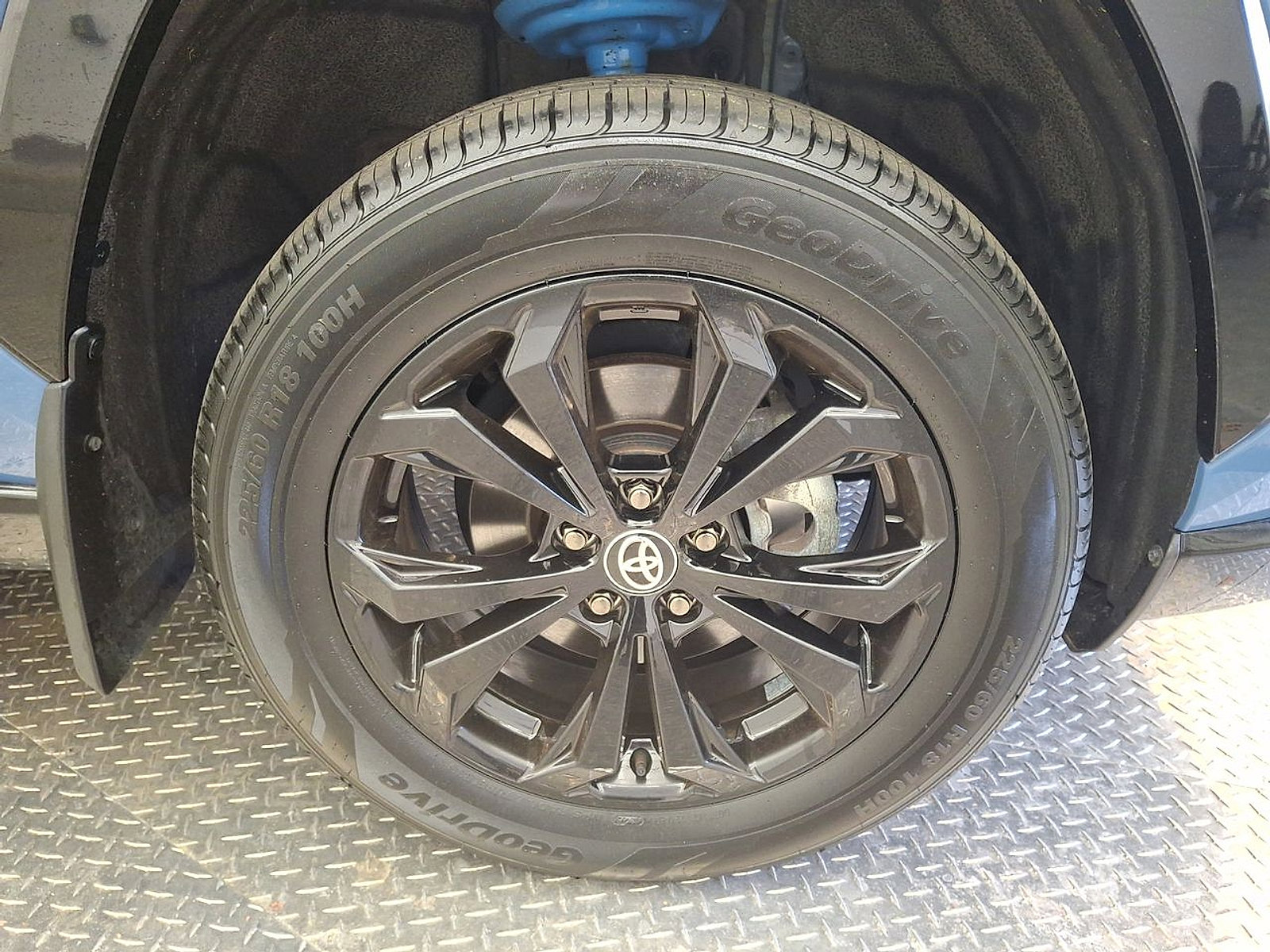 Used 2024 Toyota RAV4 XSE w/ Advanced Technology Package image 27