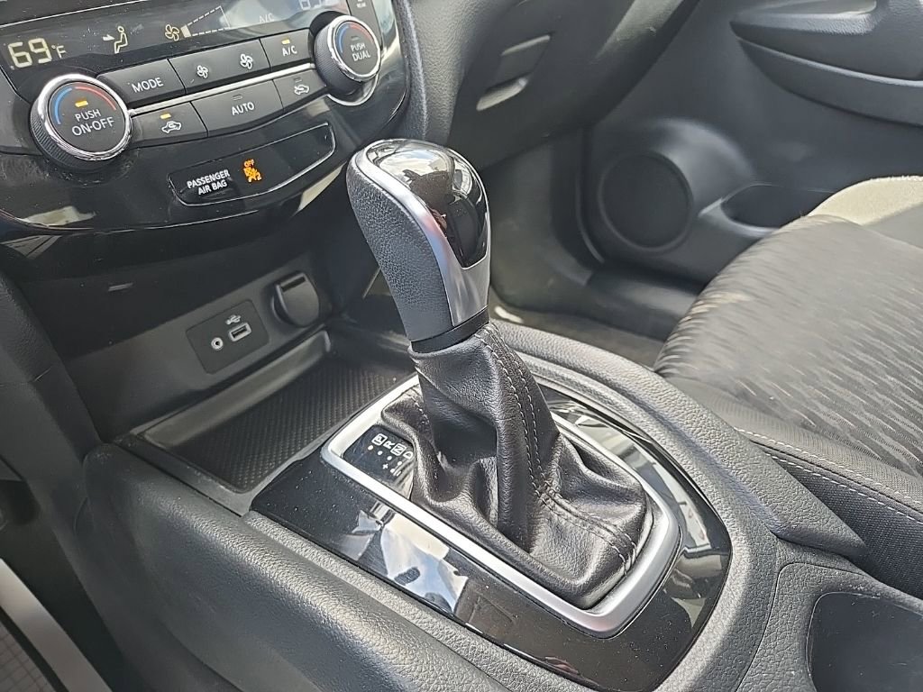Used 2020 Nissan Rogue SV AWD/4WD image 55
