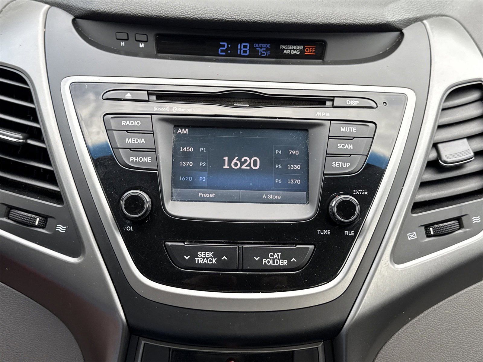 Used 2016 Hyundai Elantra SE w/ Option Group 02 image 19