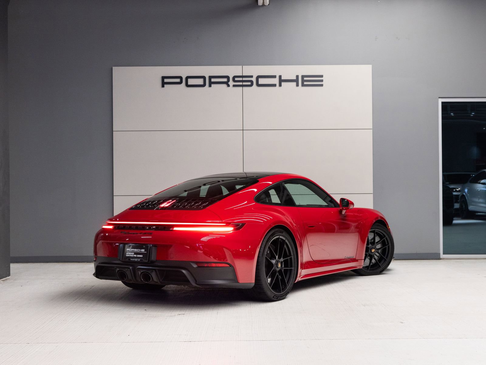 Certified 2025 Porsche 911 Carrera GTS RWD image 7