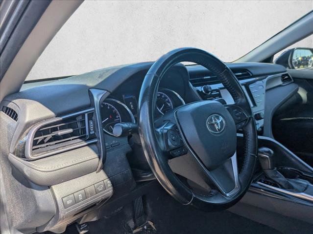 Used 2019 Toyota Camry SE FWD image 7