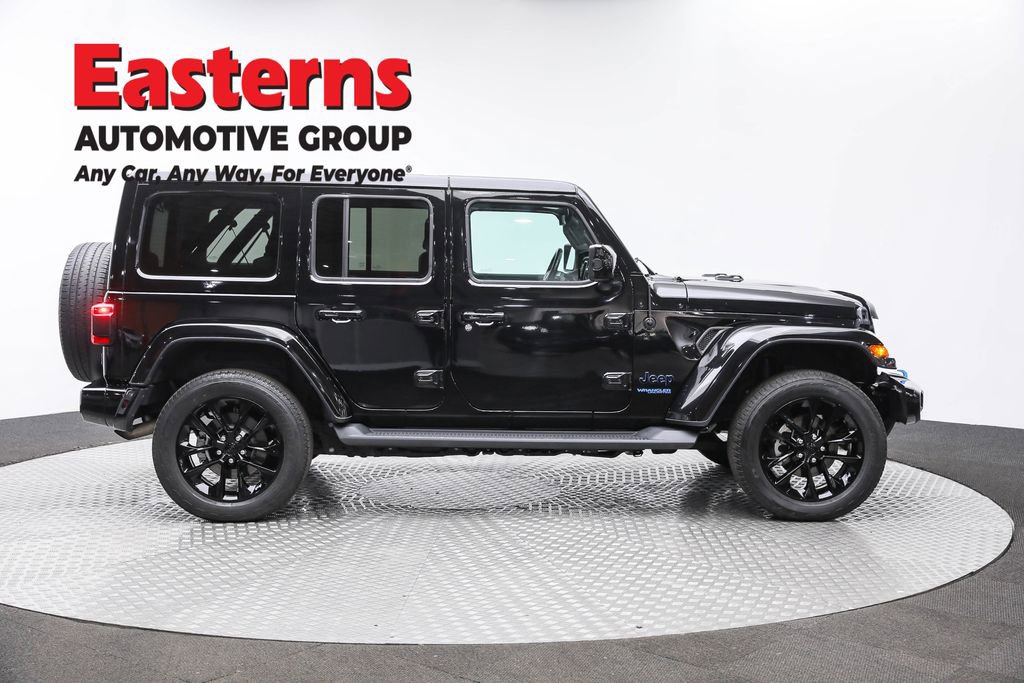 Used 2021 Jeep Wrangler Unlimited Sahara image 4