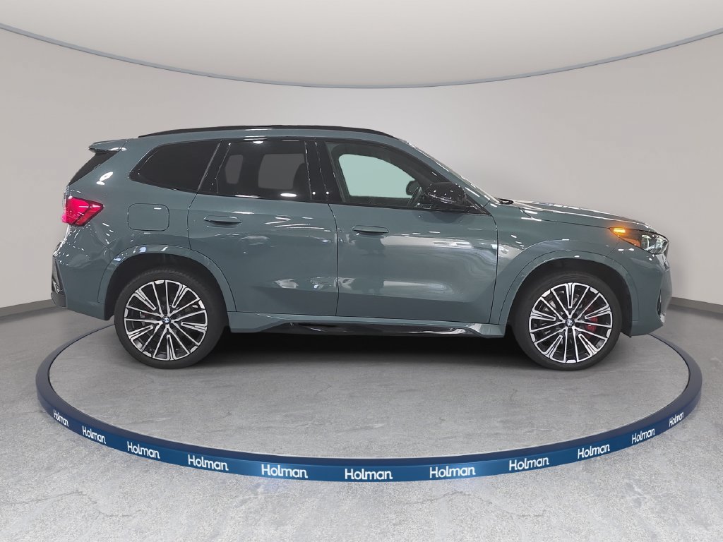 Certified 2024 BMW X1 xDrive28i w/ Premium Package AWD/4WD image 4