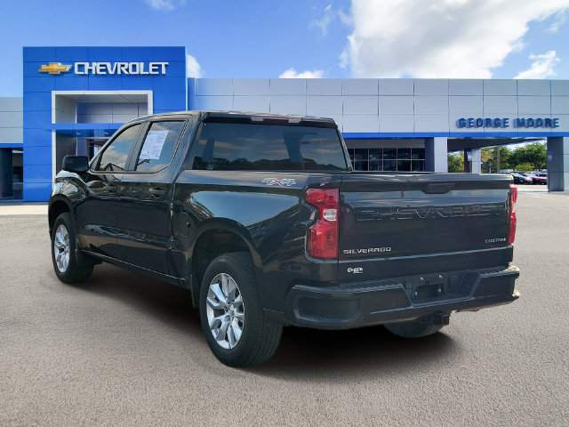 Certified 2022 Chevrolet Silverado 1500 Custom AWD/4WD image 3
