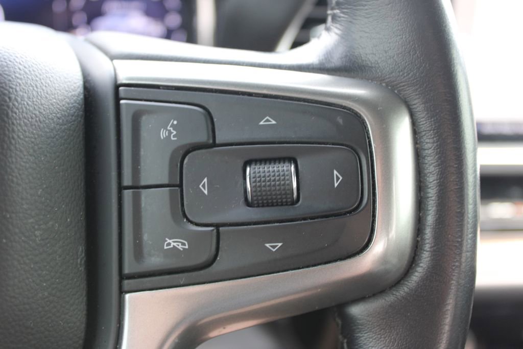 Used 2023 Chevrolet Silverado 1500 LT w/ Z71 Off-Road Package AWD/4WD image 23