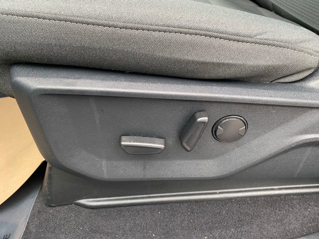 Used 2023 Ford F150 XLT w/ Equipment Group 302A High image 11